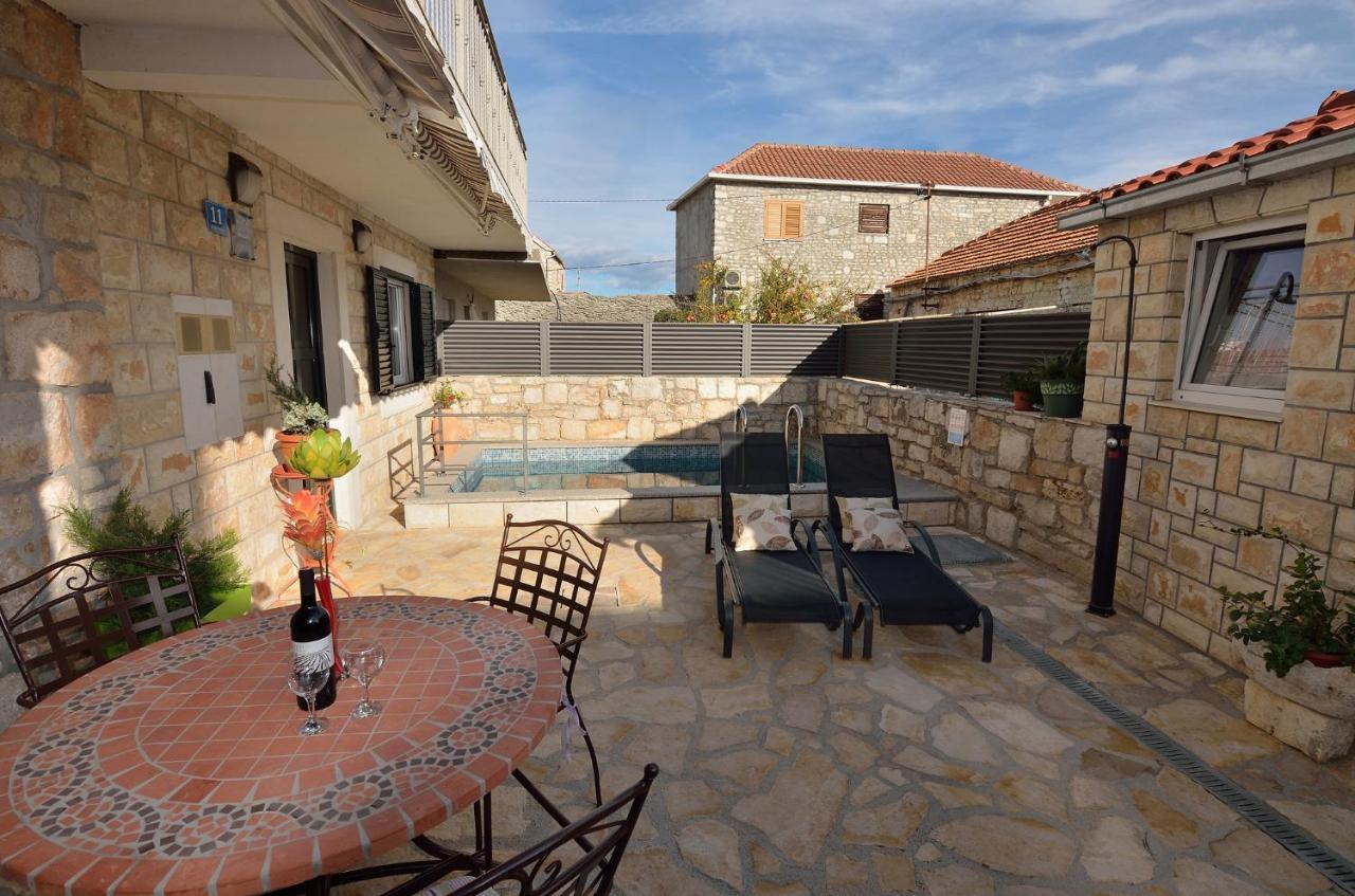 House Tihana Donje Selo na Šolti Εξωτερικό φωτογραφία
