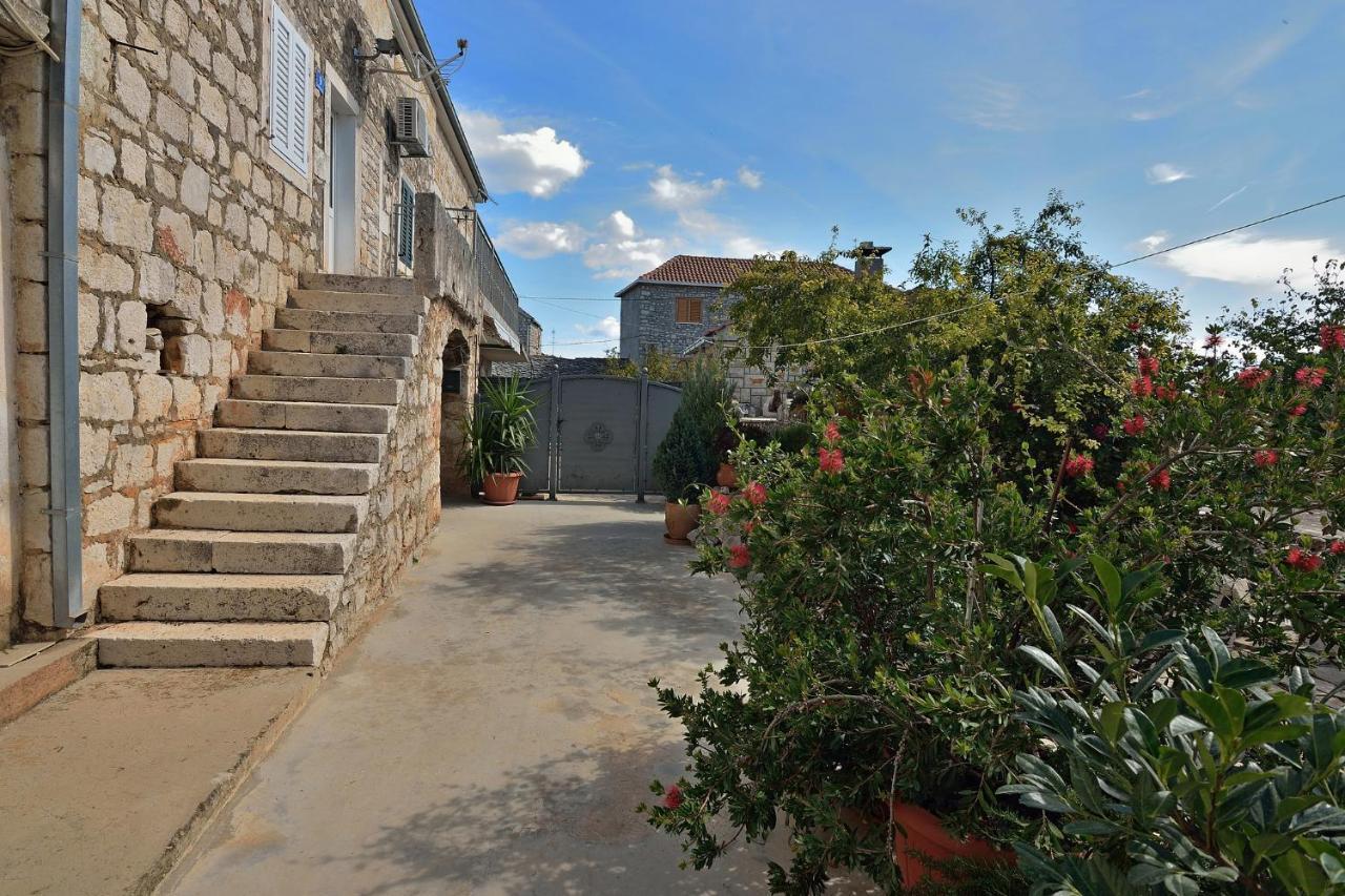 House Tihana Donje Selo na Šolti Εξωτερικό φωτογραφία