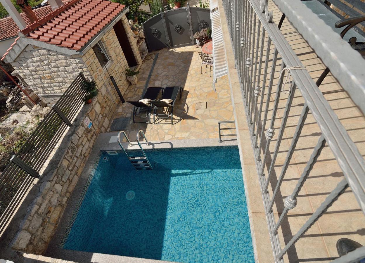 House Tihana Donje Selo na Šolti Εξωτερικό φωτογραφία