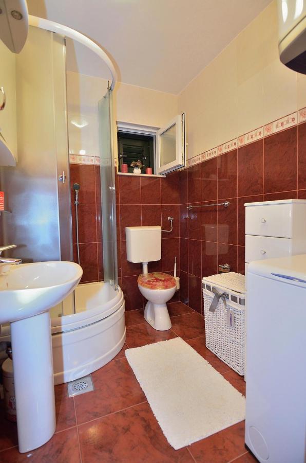 House Tihana Donje Selo na Šolti Εξωτερικό φωτογραφία